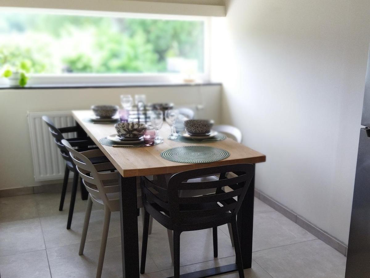 Le Clos Des 3 - Vacances Avec Vue En Ardennes A 5 Kilometres De La Roche - Maison De 90 M2 Avec Chambres - Avec Magnifique Jardin Rendeux 외부 사진