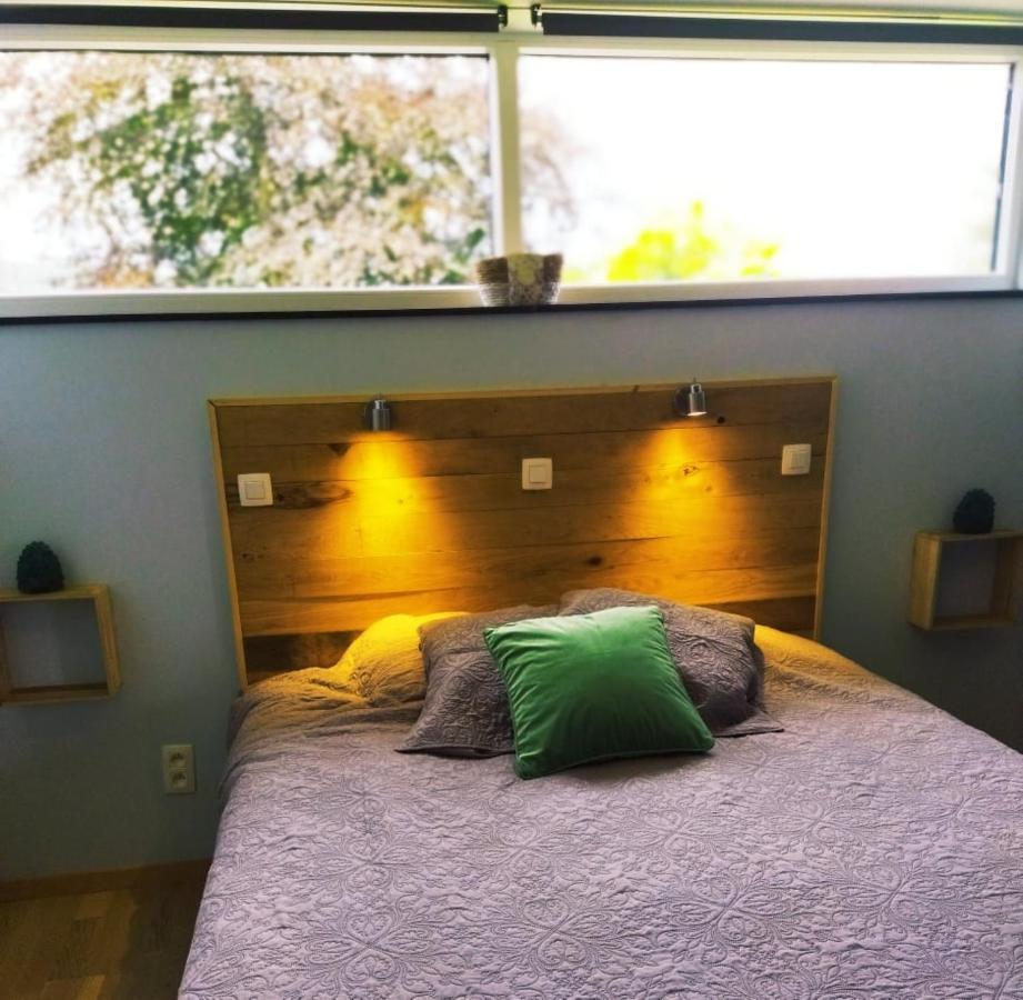Le Clos Des 3 - Vacances Avec Vue En Ardennes A 5 Kilometres De La Roche - Maison De 90 M2 Avec Chambres - Avec Magnifique Jardin Rendeux 외부 사진