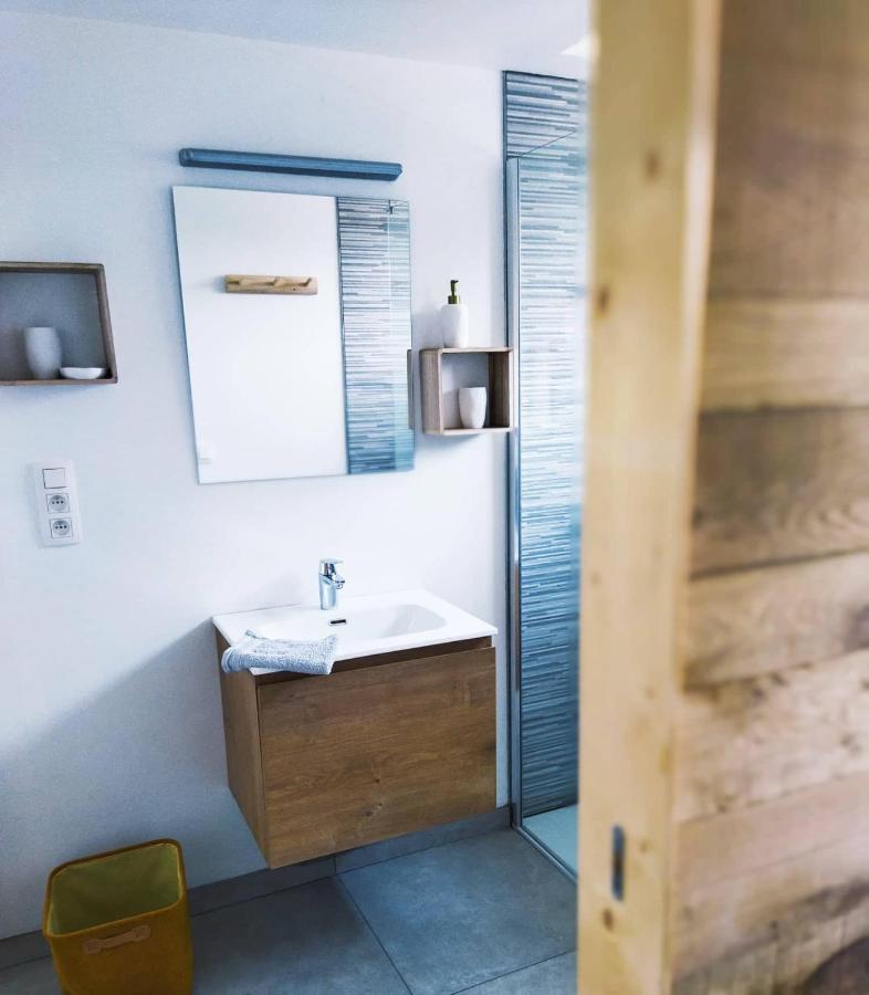 Le Clos Des 3 - Vacances Avec Vue En Ardennes A 5 Kilometres De La Roche - Maison De 90 M2 Avec Chambres - Avec Magnifique Jardin Rendeux 외부 사진