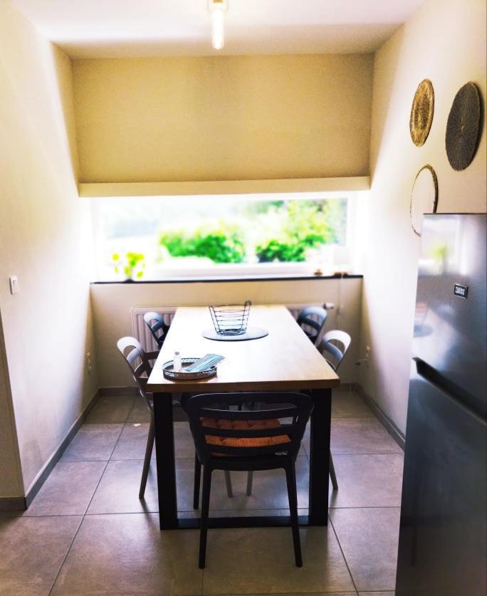 Le Clos Des 3 - Vacances Avec Vue En Ardennes A 5 Kilometres De La Roche - Maison De 90 M2 Avec Chambres - Avec Magnifique Jardin Rendeux 외부 사진
